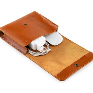 Organizzatore per caricabatterie iPad in pelle anticata, custodia per cavo e mouse Galaxy Tab fatta a mano, custodia per cavo in pelle per tablet, borsa per cavi per iPad