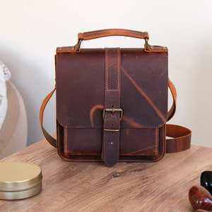 Leather 4-Pipe Messenger Bag, Handmade Shoulder Pipe Tobacco Bag, Crossbody Bag for 4-Pipes image 1