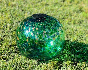 12" XLarge LED Solar Orb Gaze Ball/Garden/Pathway Light/Patio Table Light/Sun Cather/Art Glass Green