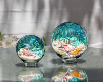 Free US Shipping~ 5.5" Lake Green Sea Globe, handblown art glass Decor Holiday Gift with natural sea shell and sand