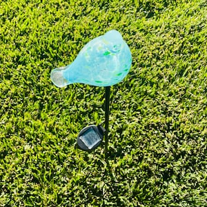 Set of 2 Handmade Art Glass LED Solar path garden lights Bird Sun Catcher Garden Stake Statue Figurine BlueWhite image 6