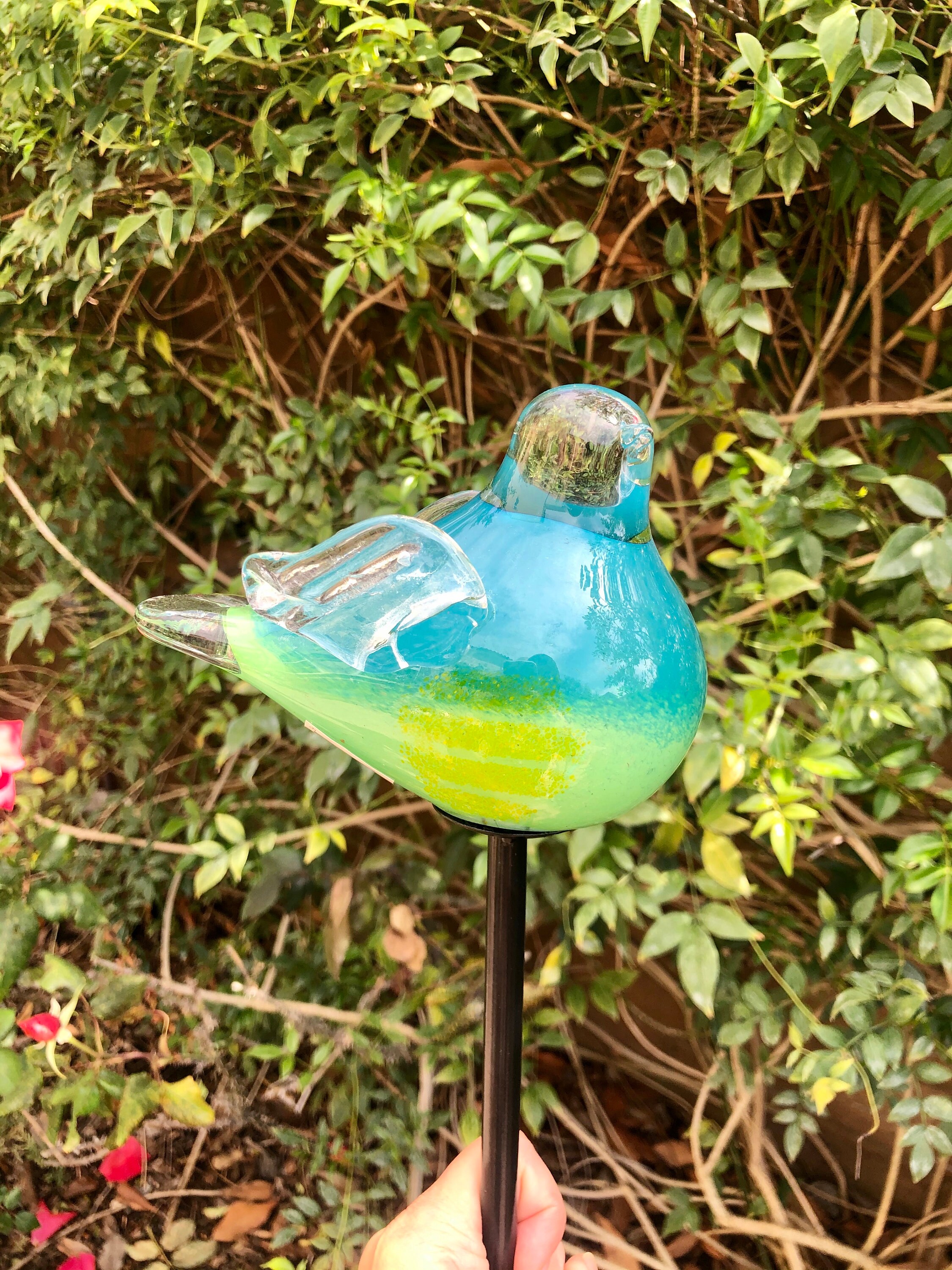 solar bird stake light