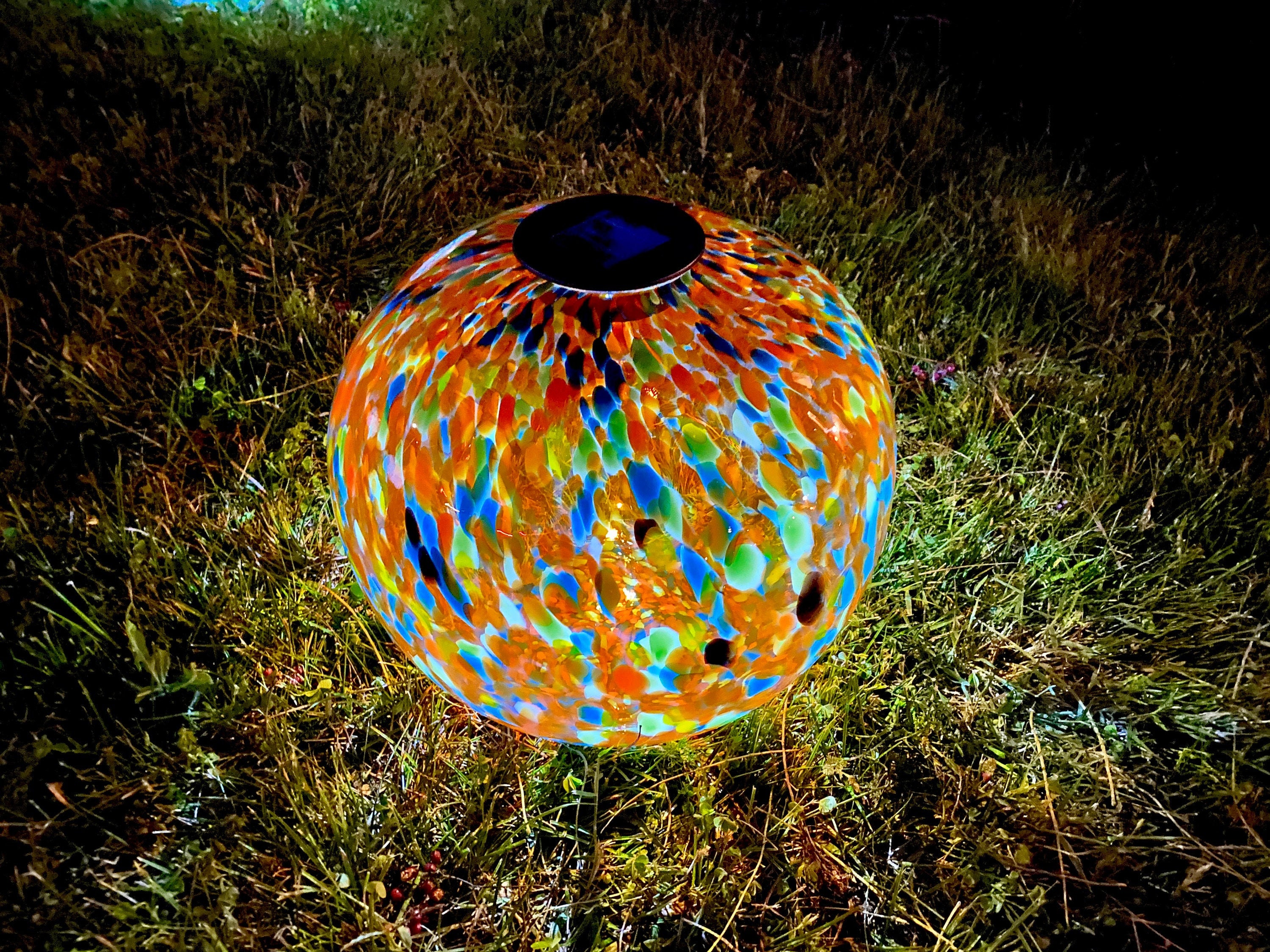 12 XLarge LED Solar Orb Gaze Ball/Garden/Pathway Light/Patio Table