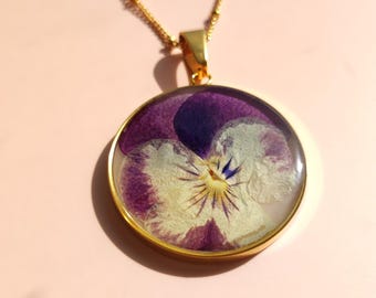 Pansy Flower Necklace, Glossy Resin, Botanical Jewellery, Green Witch, Plant Lady Gift, Nature Lovers
