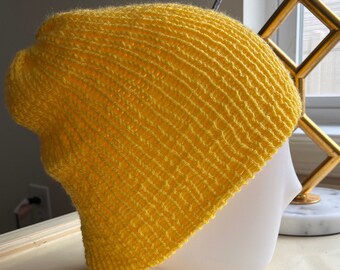 Gelbe Beanie