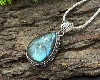 Labradorite Pendant Necklace – Sterling Silver Plated Bezel | Healing Crystal Jewelry | Fine Pendant