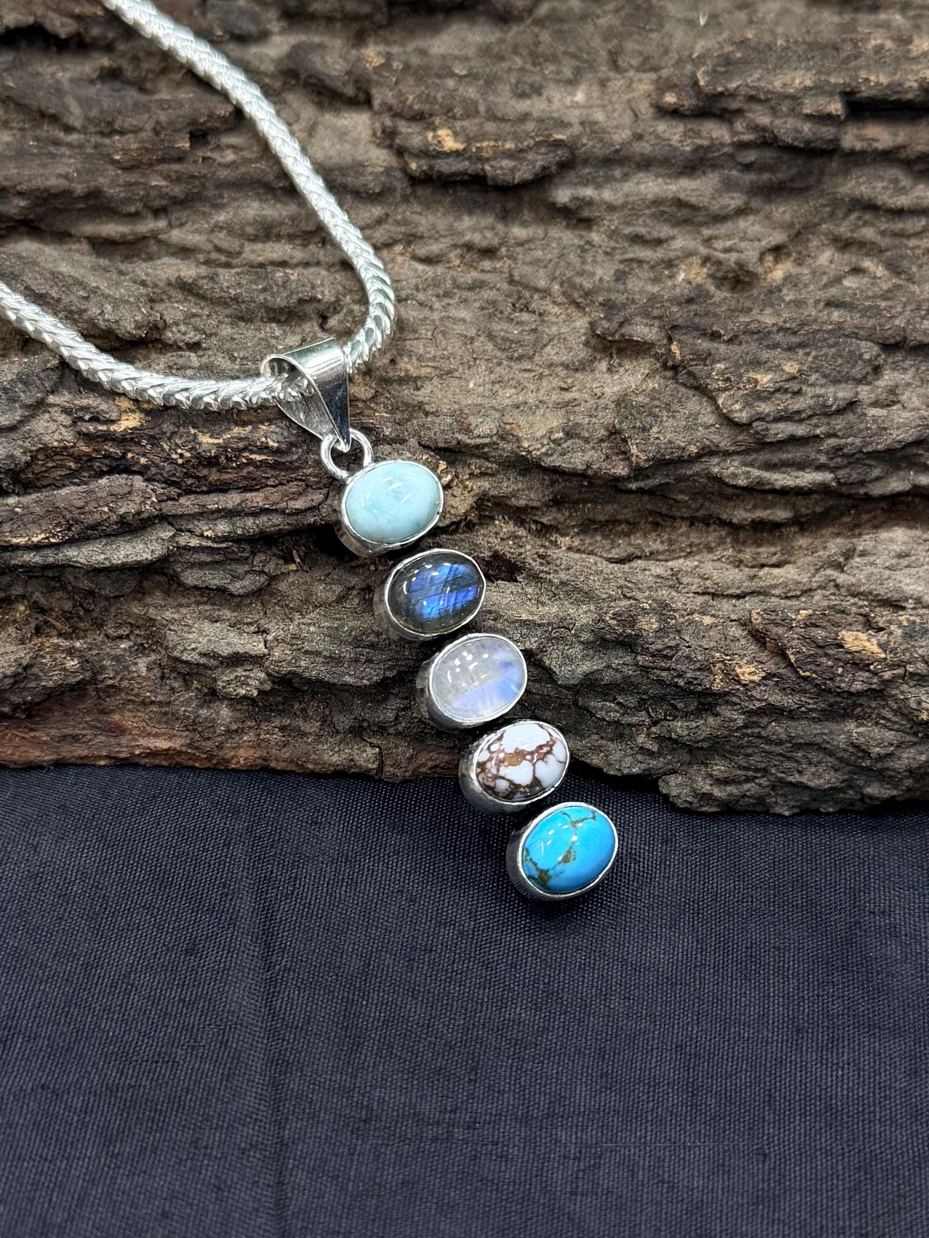 BIJOUX Pendentif Pierre de soleil forme libre