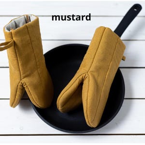 100% Linen oven mitts. Oven mittens. Kitchen decor.