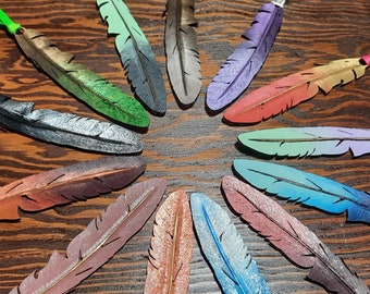 Marcapáginas de cuero / Marcapáginas pintado con plumas / Regalo de tercer aniversario / Artículos de cuero / Regalos por menos de 20 dólares