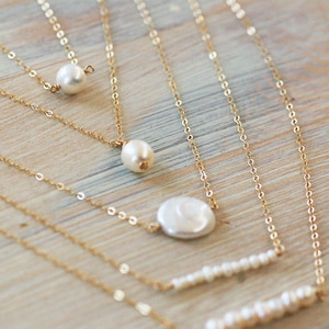 Pearl Bar Necklace,Simple Pearl Necklace,white Pearl and Gold Bar Necklace,Pearl Necklace,Straight Pearl Bar Necklace,gold or silver