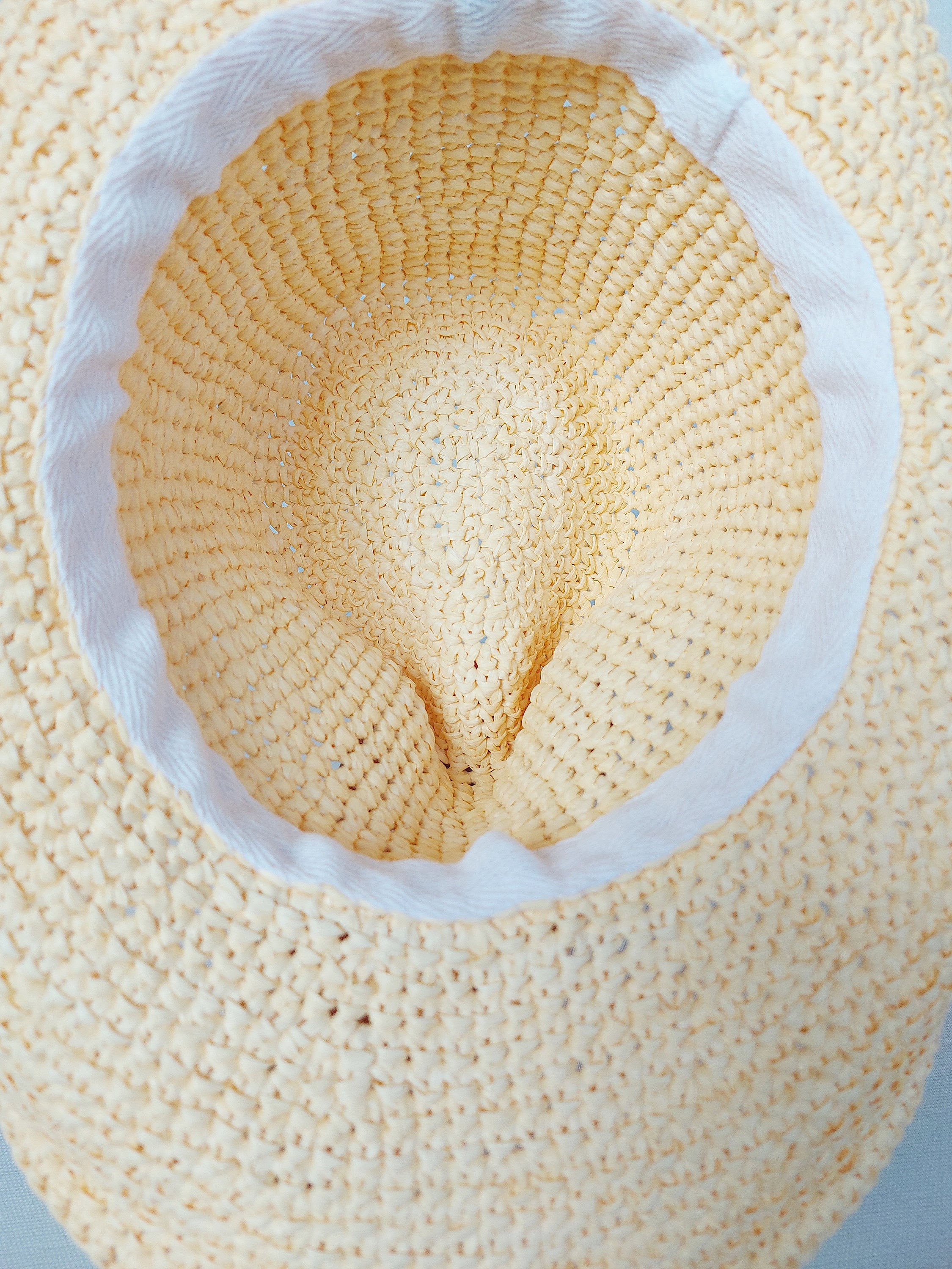 Chapeau Cowboy En Raphia Naturel Fait Main - Style Fedora Par Scala