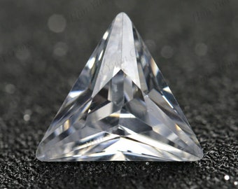 Vente en gros, White Cubic Zirconia (CZ), 5-8mm Triangle Cut, VVS Eye Clean