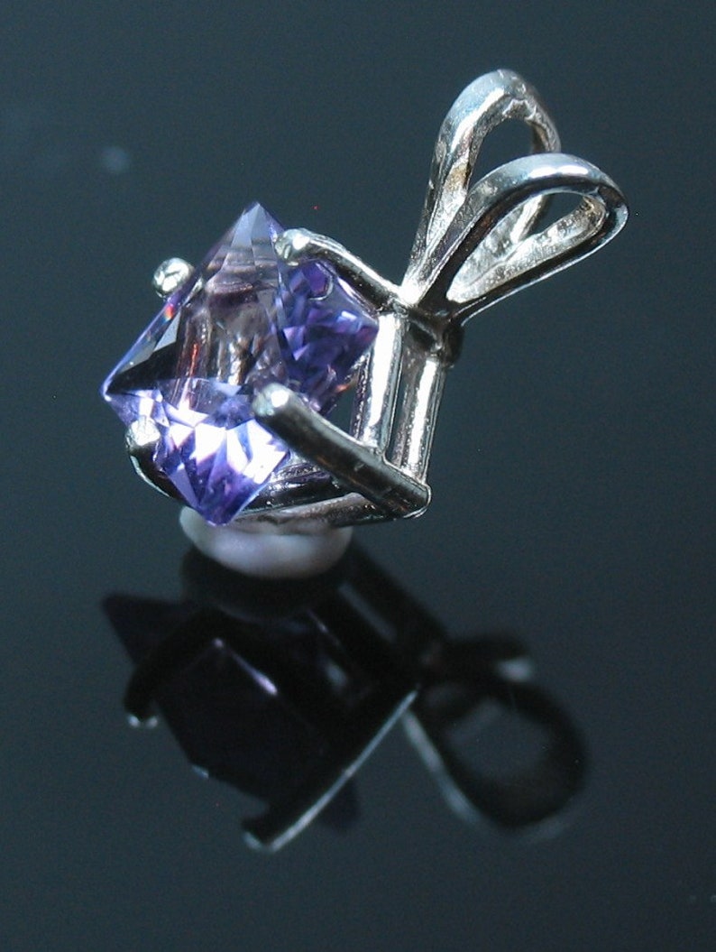 Solid Sterling Silver or Solid 14kt White or Yellow Gold 1.5ct Natural Amethyst 7mm Princess Cut Dangle Pendant Solitare VVS Eye Clean