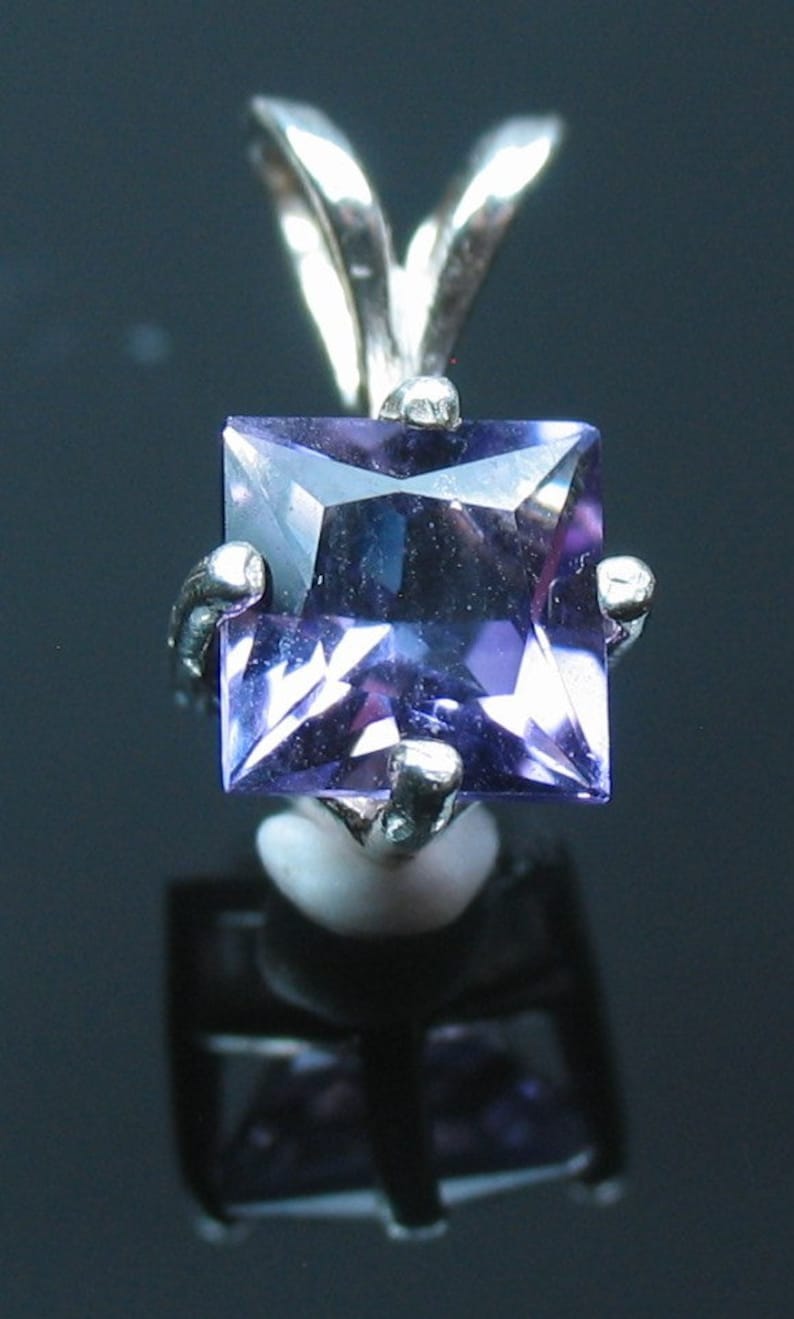 Solid Sterling Silver or Solid 14kt White or Yellow Gold 1.5ct Natural Amethyst 7mm Princess Cut Dangle Pendant Solitare VVS Eye Clean