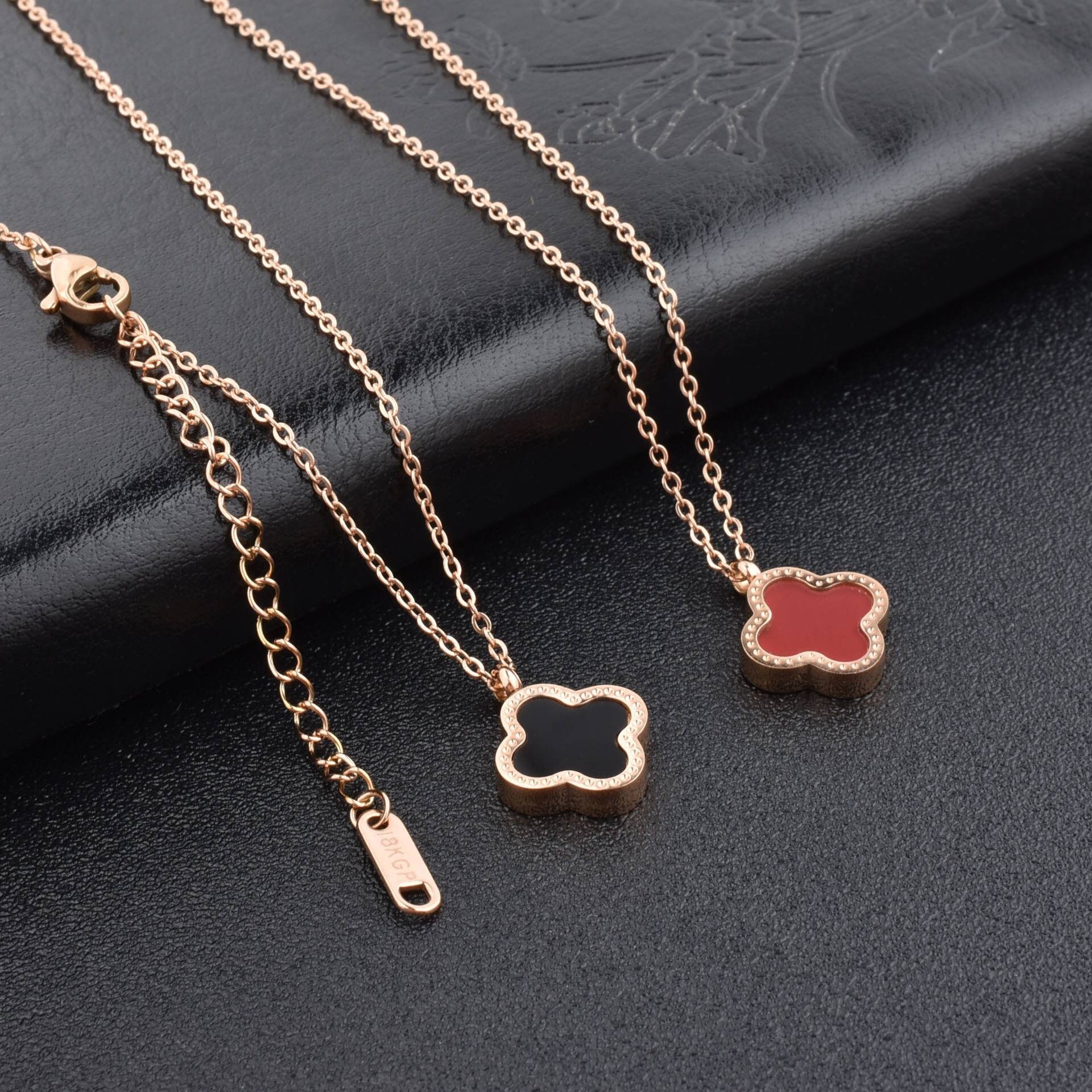 Double Clover Necklace – AMJewelleryy