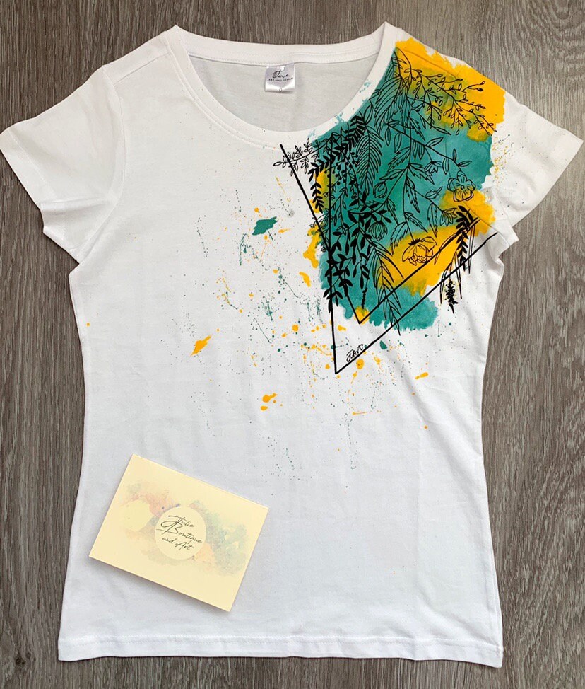 Floral Motifs Tshirt, Handpainted Flowers, Colorful Clothing Floral Motifs Tshirt, Handpainted Flowers, Colorful Clothing