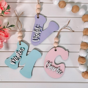 Personalisierter Buchstabe Namensanhänger - Laser Cut Korbanhänger aus Holz - Benutzerdefinierter Geschenkanhänger - Osterkorbanhänger - Babypartygeschenkanhänger - Namensverzierung