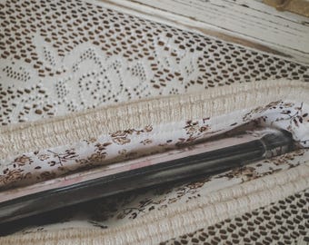 Organic Beige Floral Fabric Kindle Sleeve| Kindle Pouch| Padded E-Reader Cover| Kindle Paperwhite&Colorsoft Sleeve| Bookish Gift for Readers