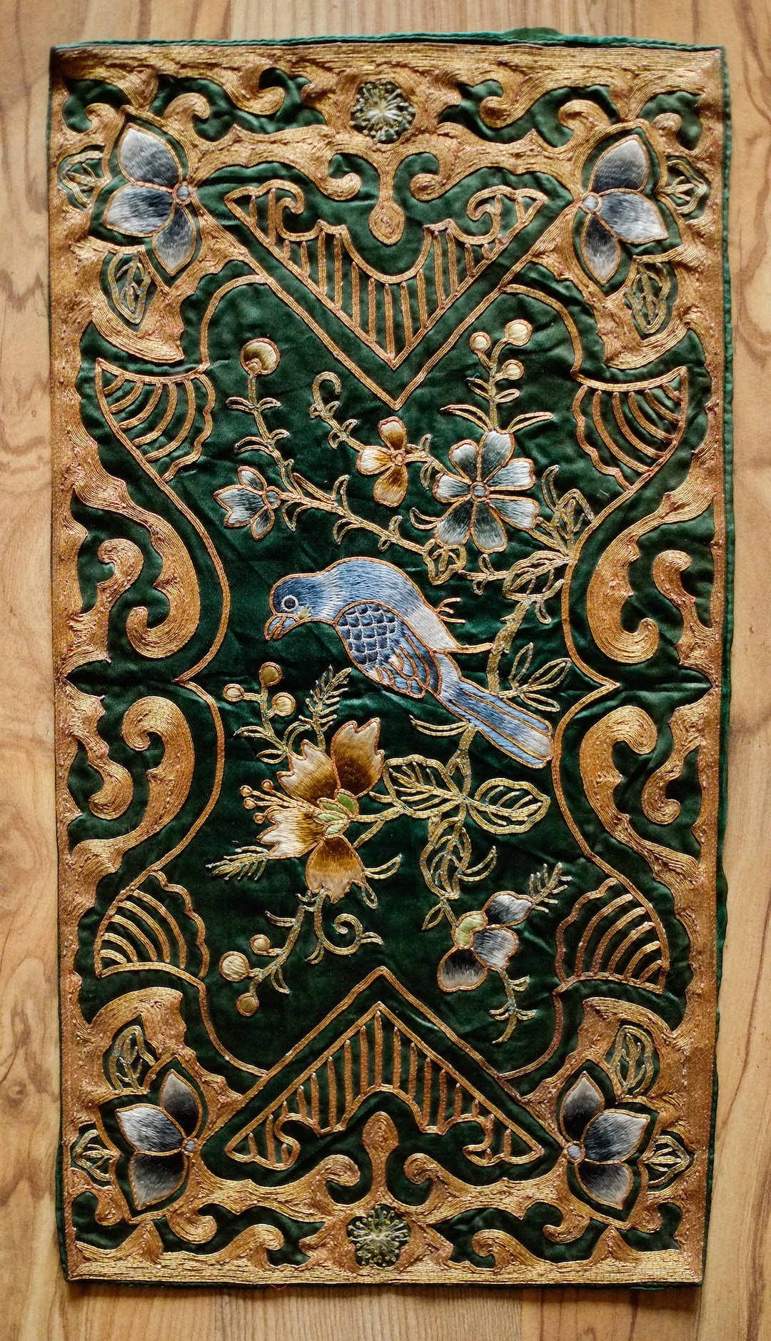 Threads of Silk and Gold | Wai-Yuk Kennedy Textile Art