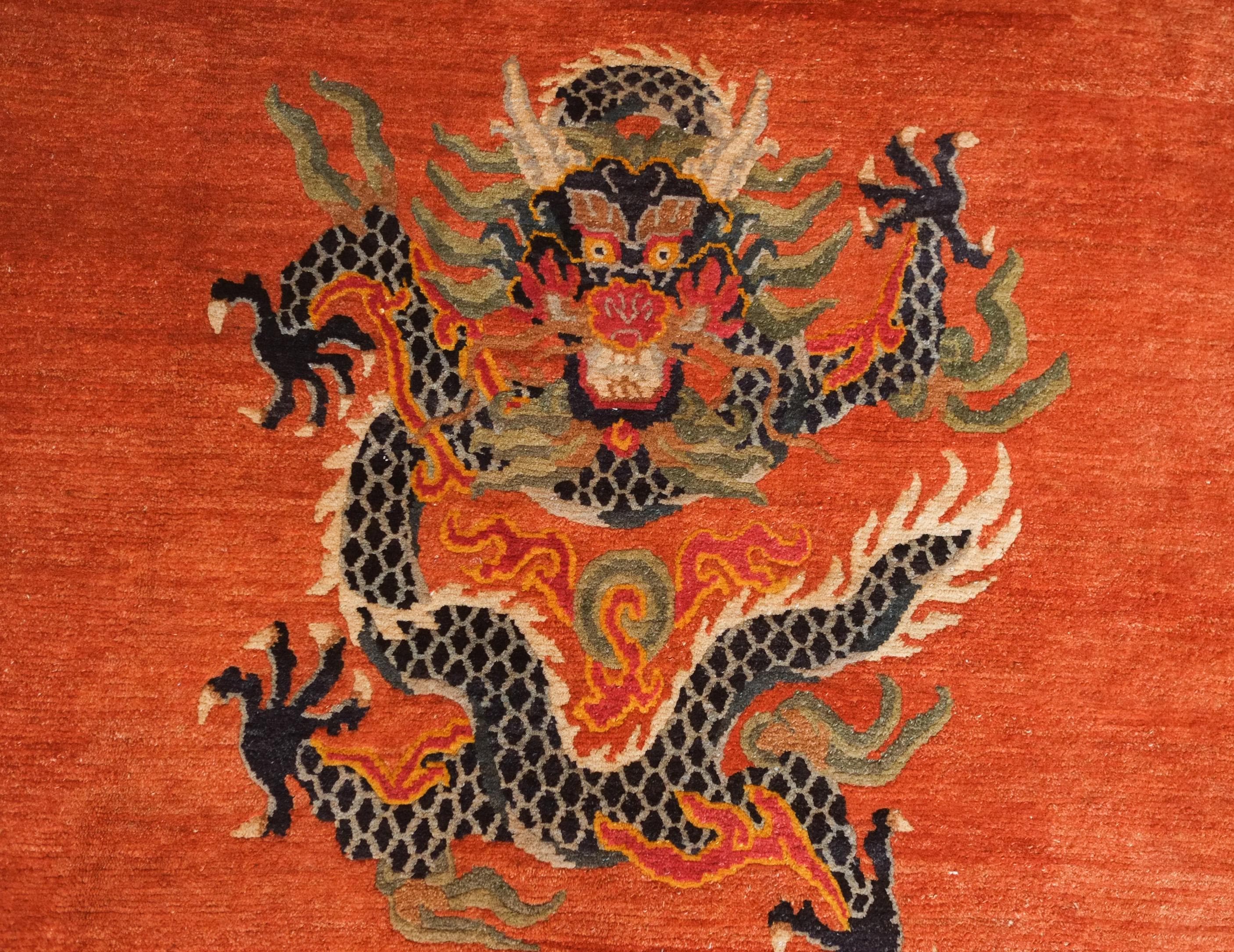 アート・デザイン・音楽 THE WOVEN MYSTERY OLD TIBETAN RUGS
