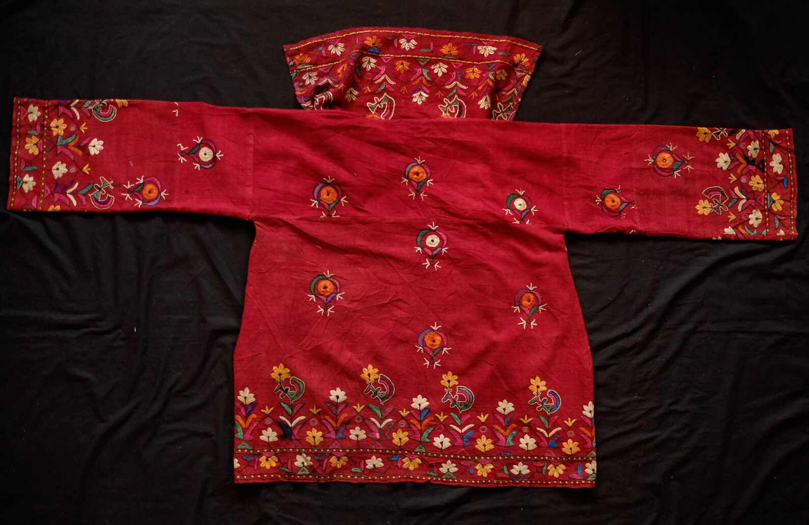 Sindh Jacket With Silk Embroidery Etsy Ireland