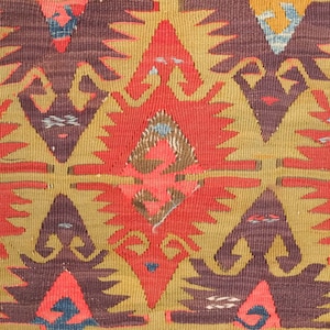 Sivrihisar Tribal Kilim