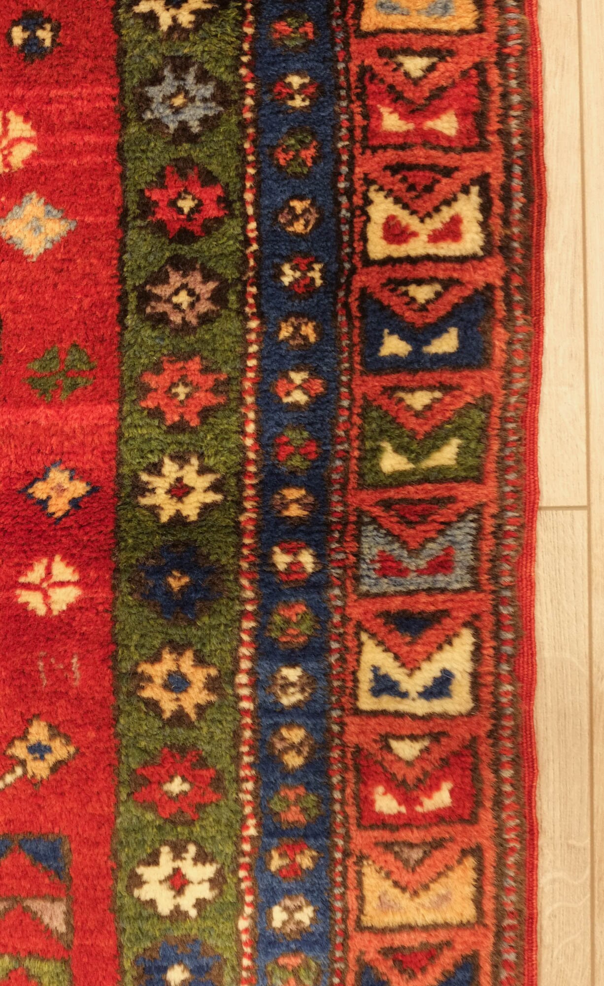 Kozak Bergama Area Turkish Pile Rug - Etsy