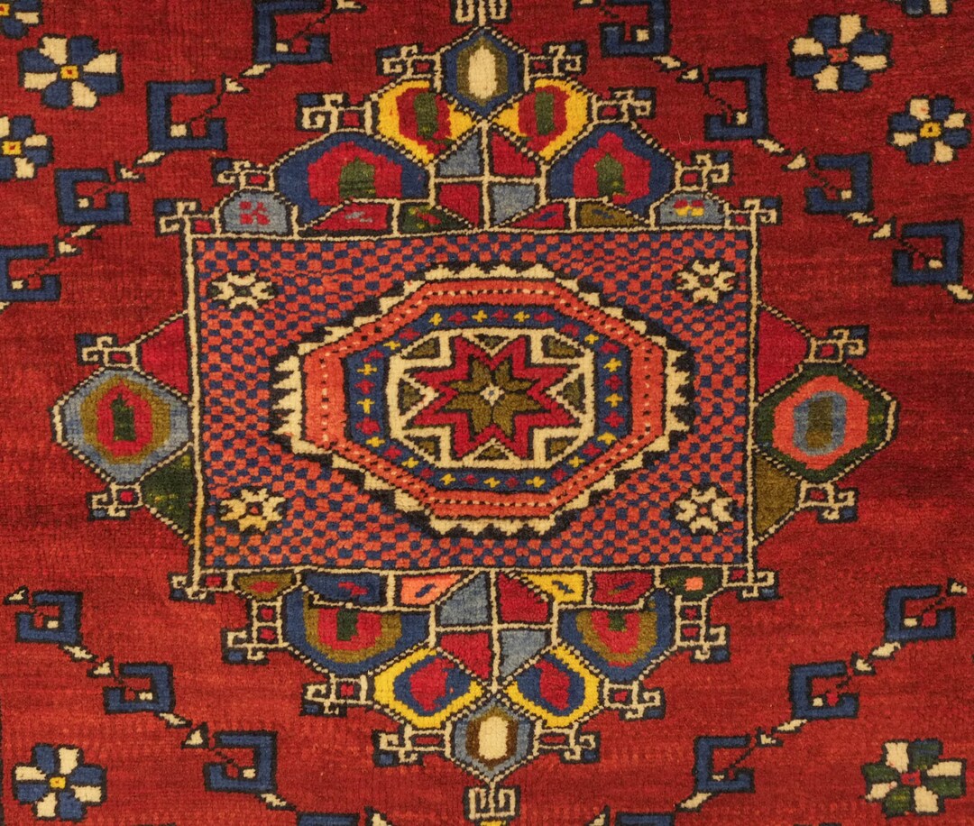 Ghirlandaio Western Anatolian Bergama Yoruk Tribal Nomadic Turkish Pile ...