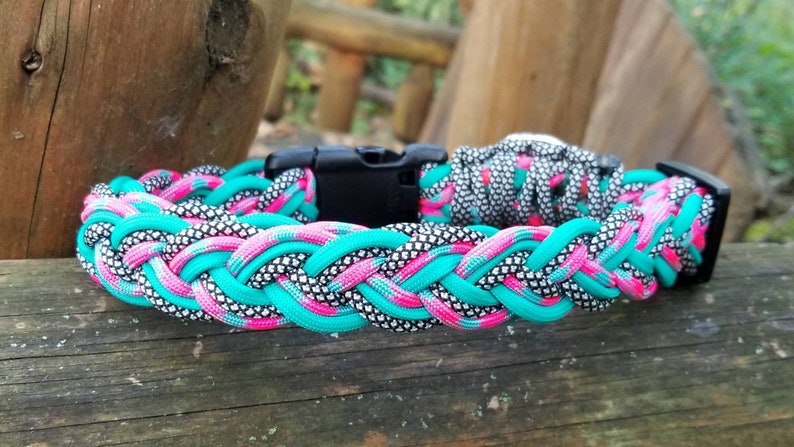 adjustable paracord dog collar