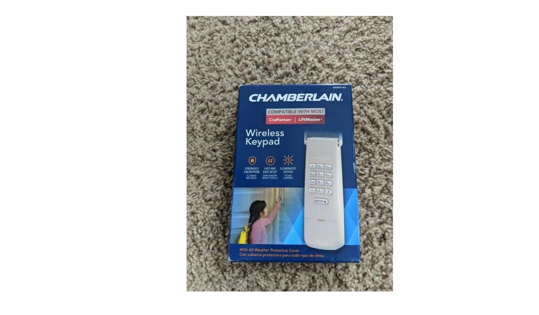Brandnew Chamberlain/liftmaster/craftsman 940ESTD MC Garage Door
