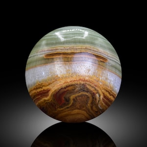 Onyx Healing Sphere 272 Carat from Pakistan - Crystal Ball for Energy Balance & Meditation Decor
