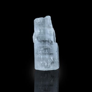 10 Carat Aquamarine Crystal from Pakistan | Beautiful Raw Gemstone for Jewelry Making & Collectibles