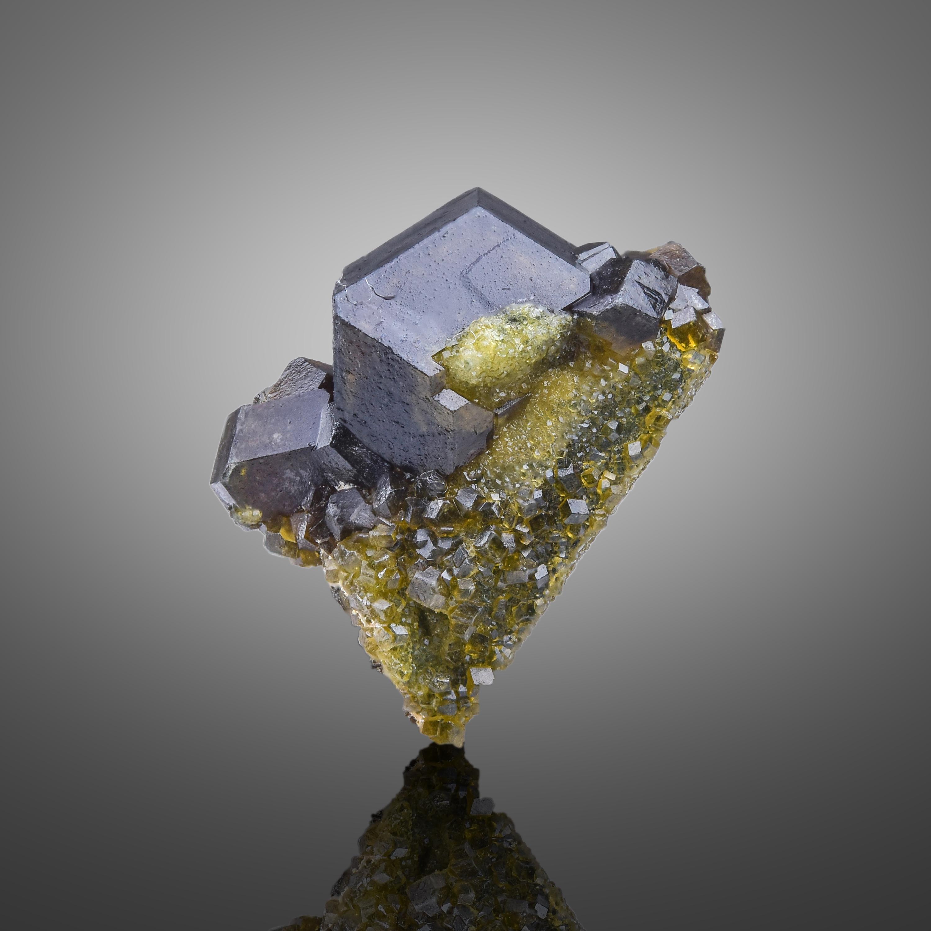 Topazolite garnet - Etsy 日本