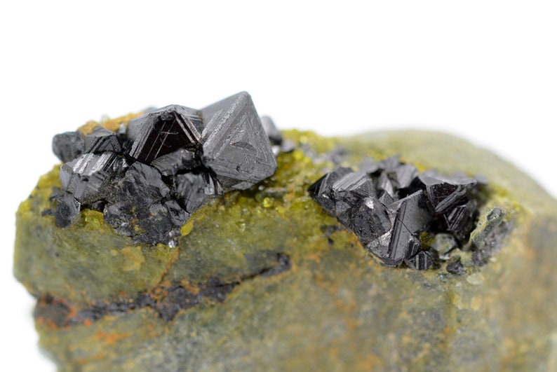 21 Gram Top Quality Rare MagnetieEpidote Specimen@Afghanistan