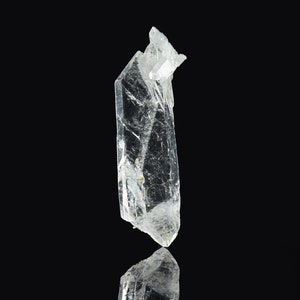 21 Carat Beautiful Top Quality Faden Quartz Specimen From Pakistan