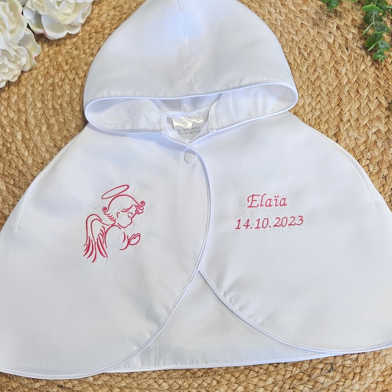 Cape bébé et enfant satin blanc pour baptême Motif au choix et personnalisable image 3