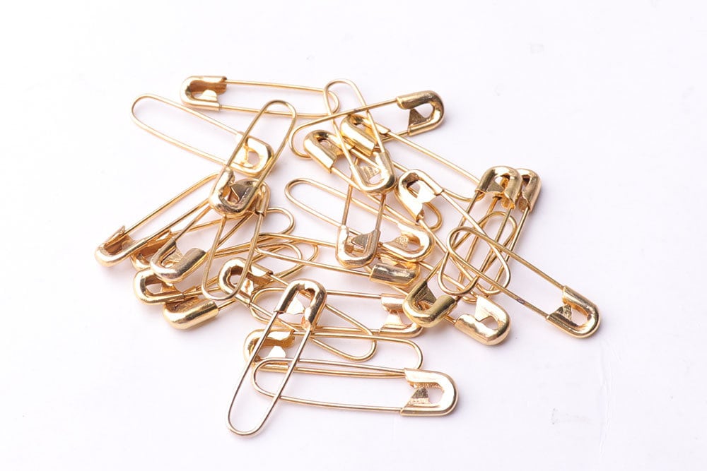 Large Safety Pins Strong Blanket Pins 86mm Sharp Jumbo Pins Gold&silver  Kilt Needle Brooch for Sewing Stitch Maker Knitted Fabric-6pcs 