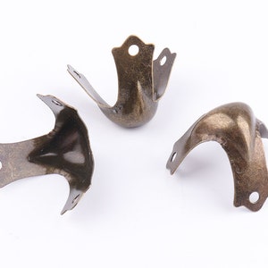 Corners bronze corner protectors Metal Corners protect corners box corners Decorative Corner Bracket trunk box hardware