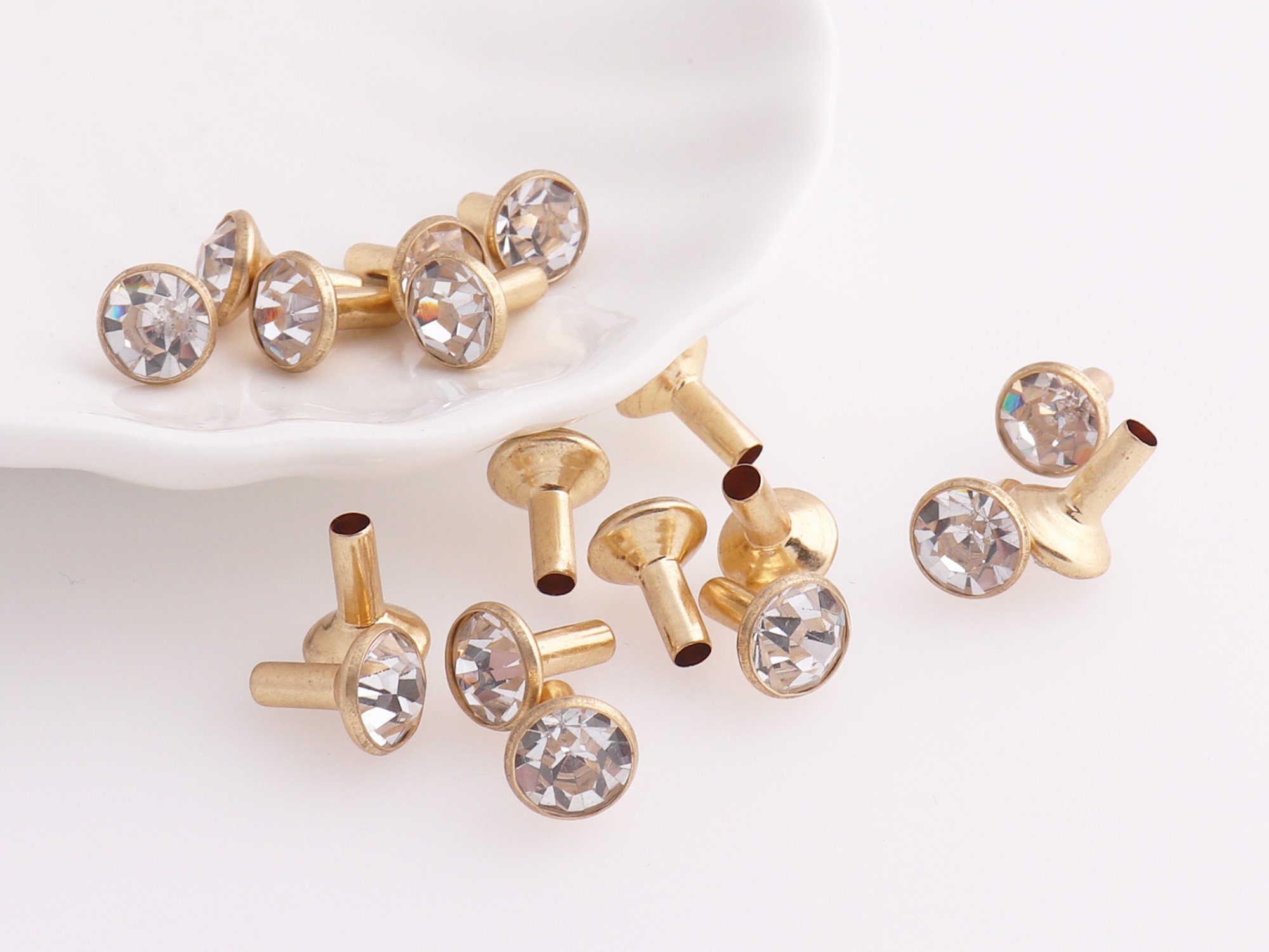 Rhinestone Rivets Crystal Rivets Nailheads Gemstone Rivet Studs 8mm for Leather/Shoes Making 100pcs