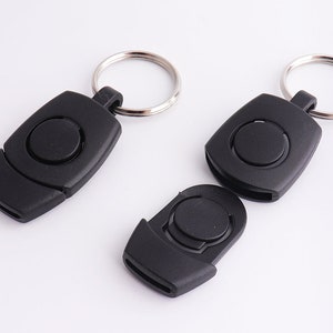 Keyrings with side release buckle Pet collar buckle Plastic release buckle for key rings keychains finding