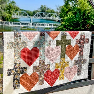 Cross Heart Quilt Pattern: Christian Patchwork (Paper Print)