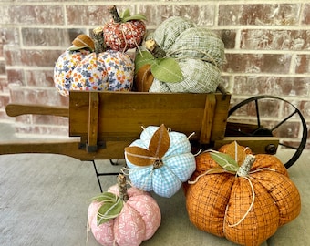 Quilted Pumpkins and Topiary Pattern - PDF Instant Digital Download, Fabric Pumpkin Pattern, DIY Fall Decor, Pumpkin Sewing Pattern