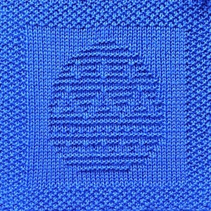 Peut inclure: Un gros plan sur un tissu bleu tricoté avec un motif texturé. Le tissu a un design tissé qui crée un motif géométrique.