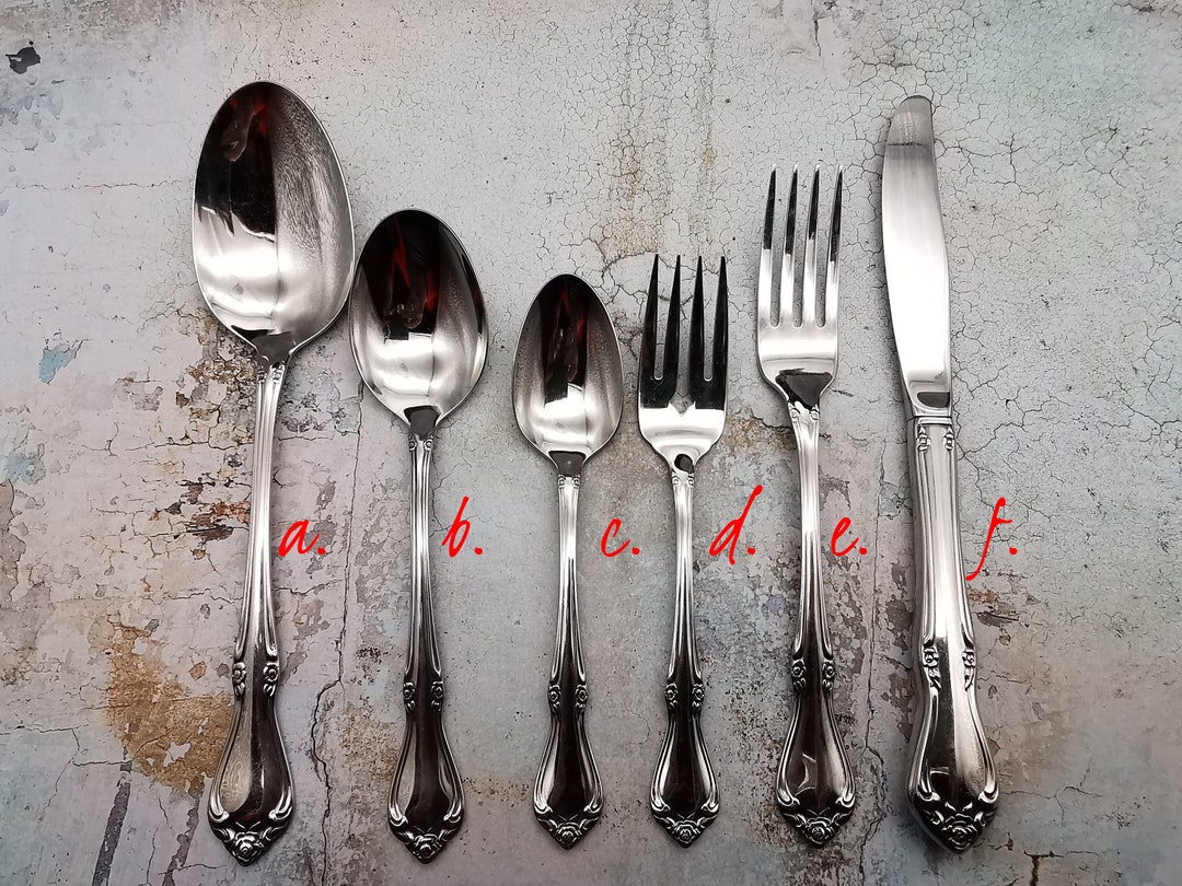 Achetez Oneida Arbor Rose SS 6-14 SaladPastry Fork chez Rwanda