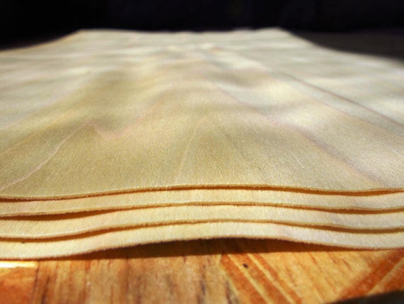 ~1//42 Poplar wood veneer 46 x 22 cm ~18.1 x 8.66/" 0.6 mm 4 veneer sheets