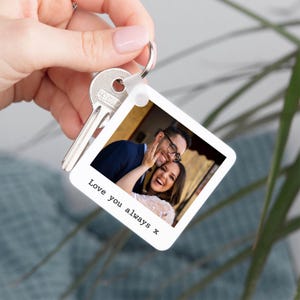 Personalised Polaroid Photo & Message Plastic Keyring | Anniversary, Birthday, Christmas Gift for Him or Her | Husband, Boyfriend Present