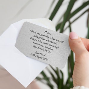Carte-cadeau portefeuille personnalisée pour la mère de la mariée, cadeau souvenir sentimental en métal pour maman, cadeau maman personnalisé pour le jour du mariage, carte à encart unique