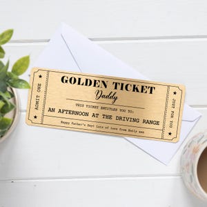 Chèque-cadeau personnalisé en métal doré pour la fête des pères | Cadeaux pour papa | Billet de concert personnalisé | Billet de théâtre