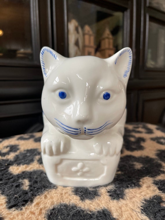 CLEARANCE - Vintage Chinoiserie Blue and White Ceramic 14” Cat