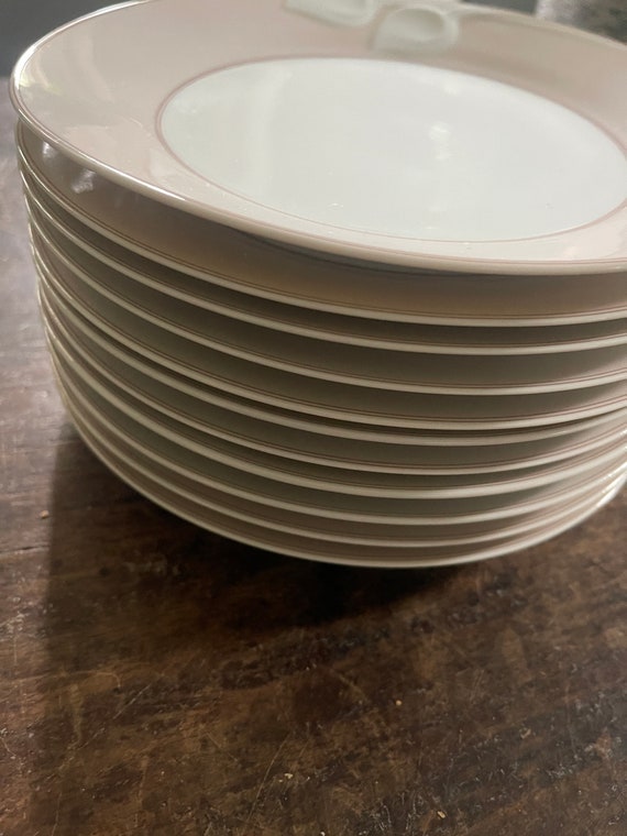 Set of Eleven (11) Chloe Paris Fleuron Pink 7 1/2” Plates